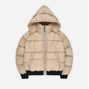 WASHED PUFFER (TRUE TO SIZE) // 50% OFF
Size S 
color BEIGE
